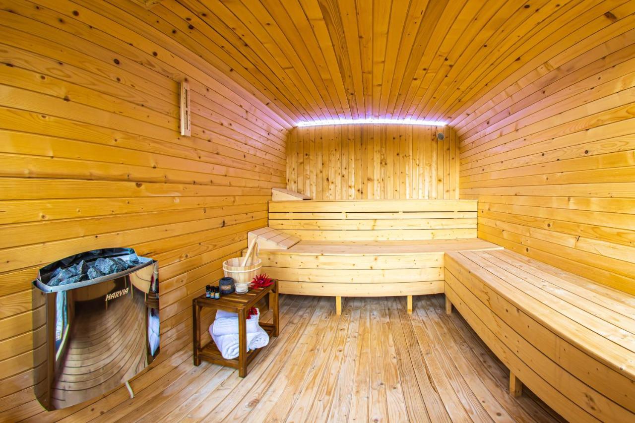Pensiunea Valea Magurii Novaci-Străini Buitenkant foto